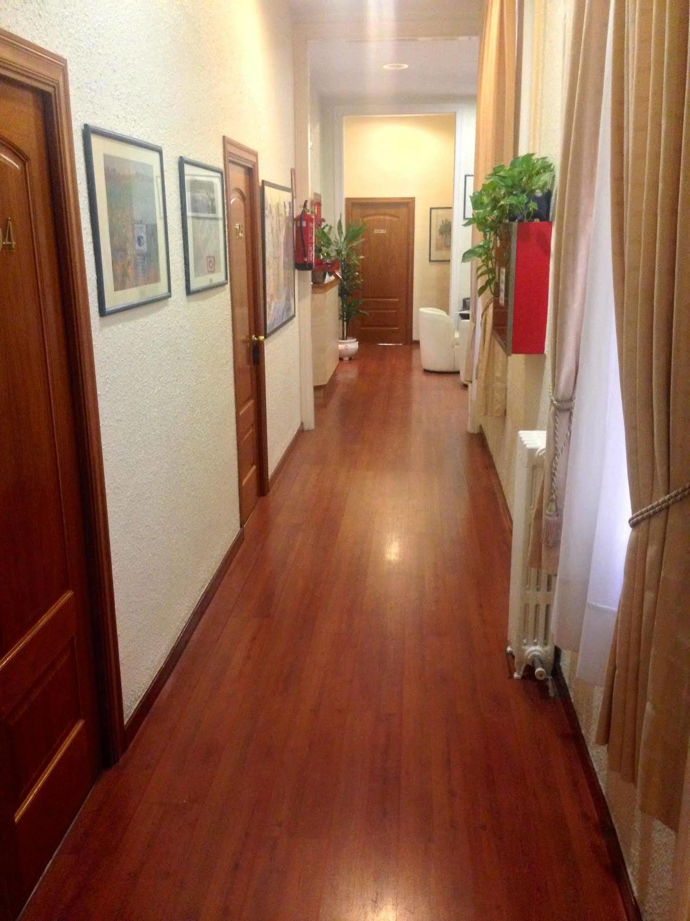 Hotel Pelayo Barselona Dış mekan fotoğraf
